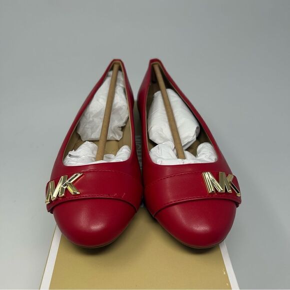 Michael Kors Jilly Ballet Flat - Picture 3 of 8